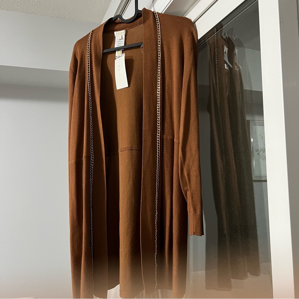 NWT Laura women cardigan, stylish, small, work wear, cozy, warm, rust